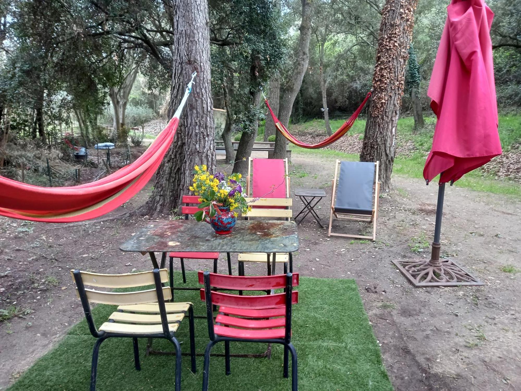 La Roulotte Du Petit Paradis Saint-Rémy-de-Provence Eksteriør bilde
