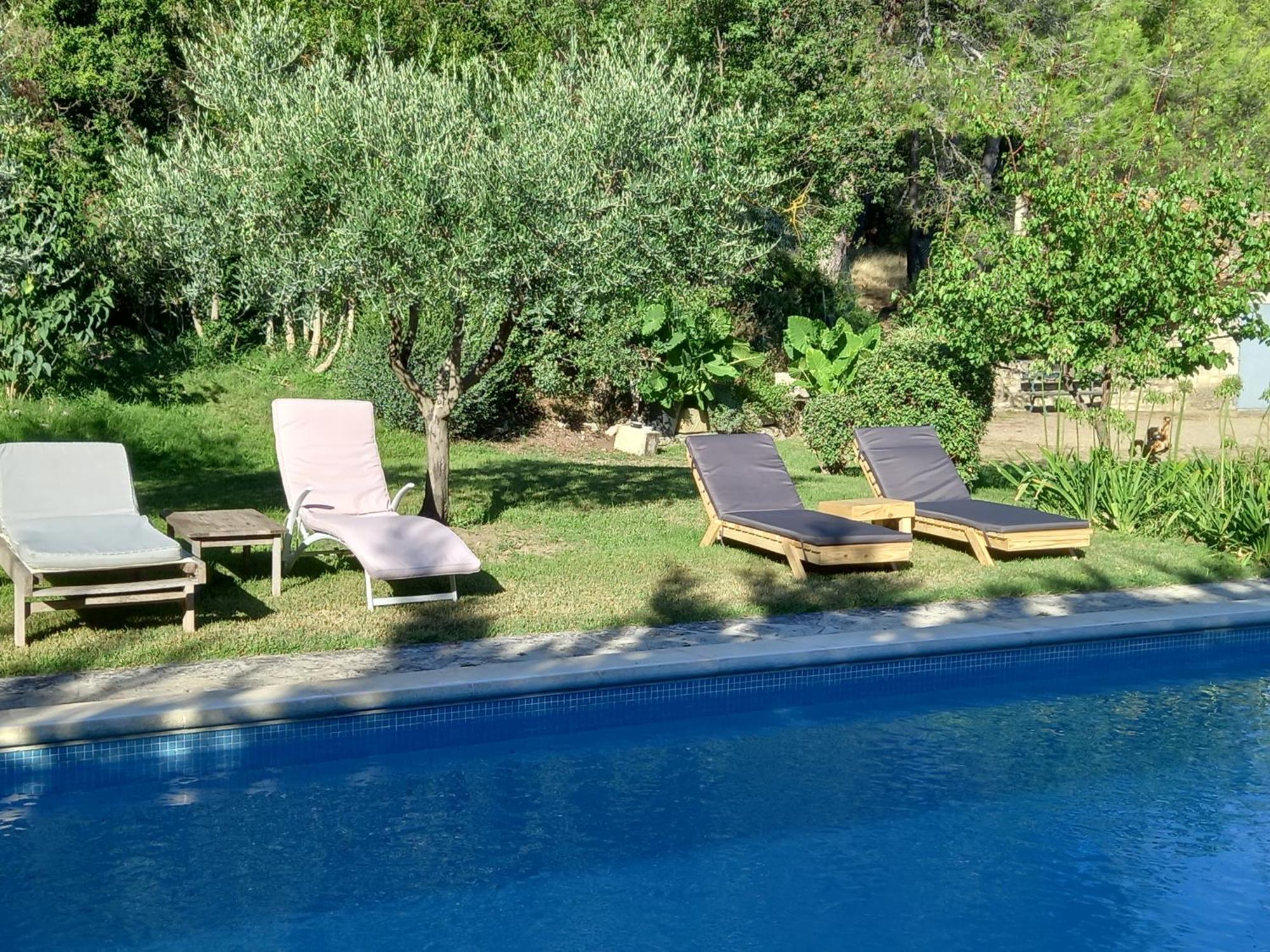 La Roulotte Du Petit Paradis Saint-Rémy-de-Provence Eksteriør bilde